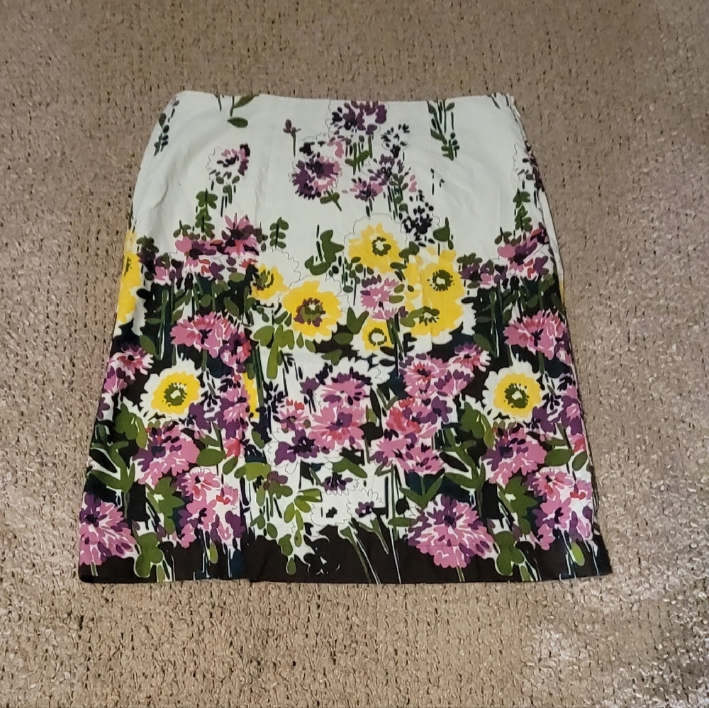 🔥2XHP🔥NWOT WOMENS HERITAGE COLLECTION BY BASS SKIRT WHITE FLOWER PRINT SIZE M